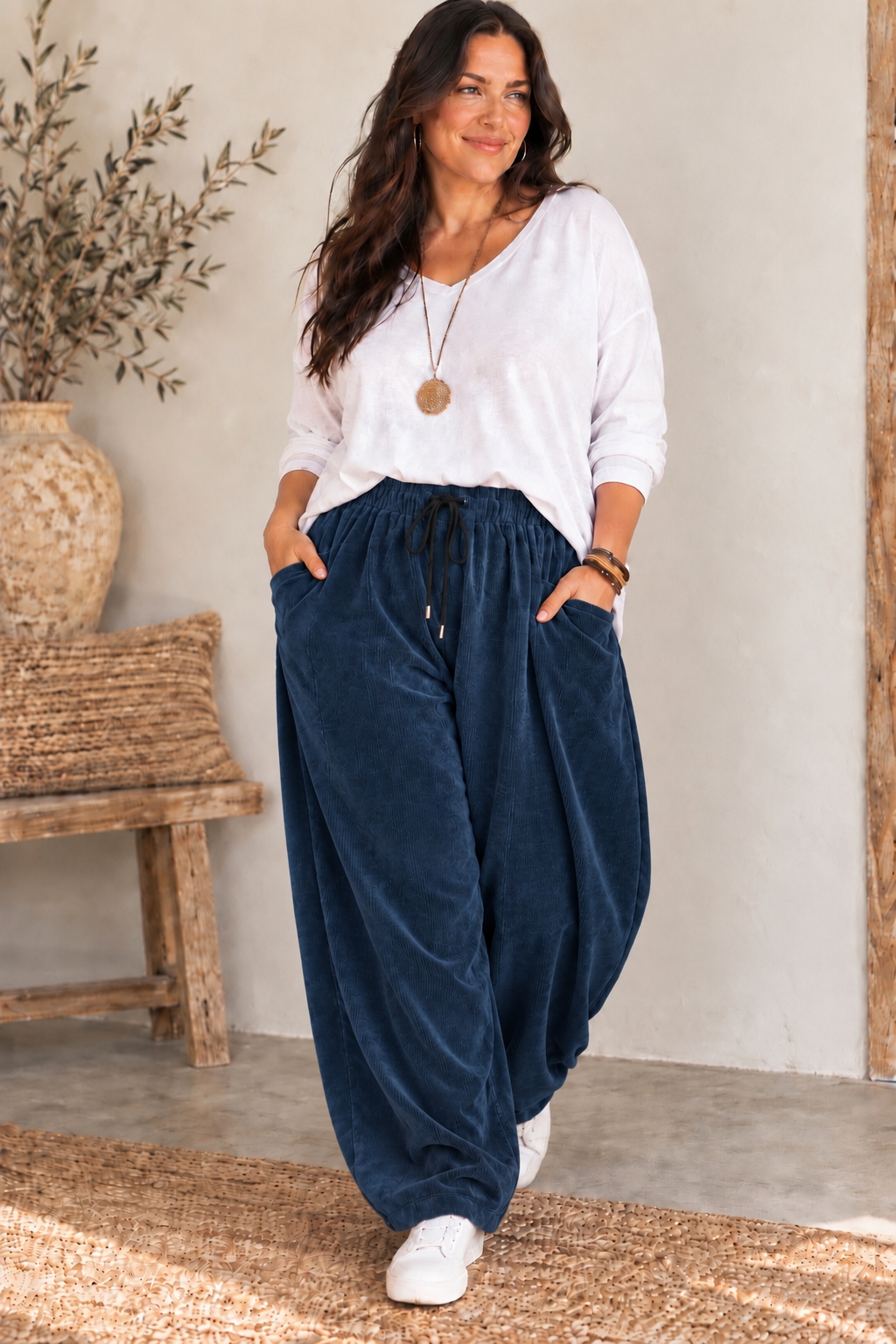 NATHAN - PANTALON BARREL EN VELOURS MARINE TAILLE 50 A 56/58