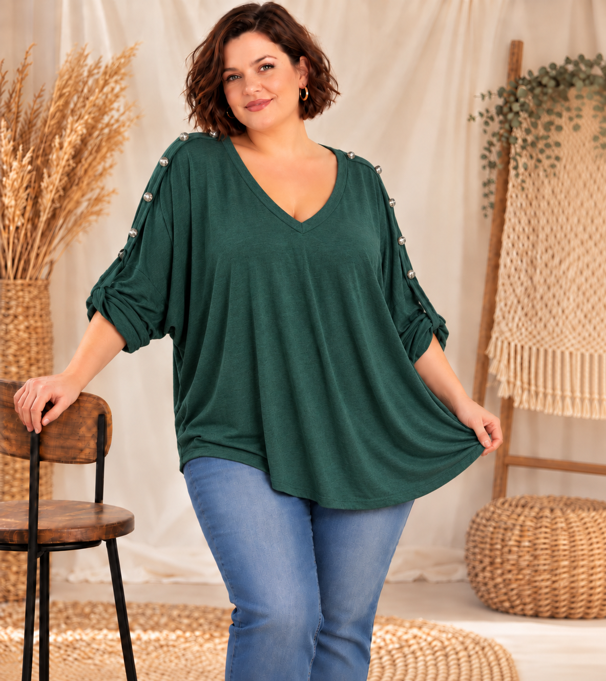 CLOVIS - PULL VERT EN MAILLE FLUIDE AVEC BOUTONS JUSQU'A LA TAILLE 56