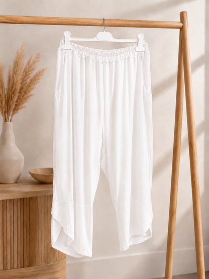 CAPRI - PANTACOURT BLANC JUSQU'A LA TAILLE 56