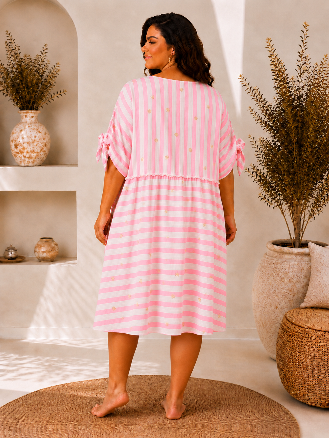 LISON - ROBE BRODEE ROSE A RAYURE EN GAZE DE COTON JUSQU'A LA TAILLE 54