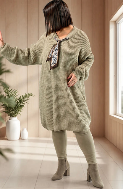 ALEXANDRA - PULL OVERSIZE BEIGE AVEC CRAVATE JUSQU'A LA TAILLE 54/56