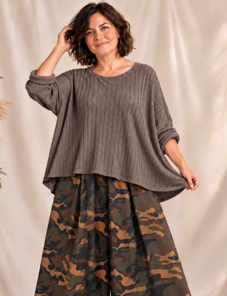 JANICK - PULL MARRON EN MAILLE FLUIDE JUSQU'A LA TAILLE 56