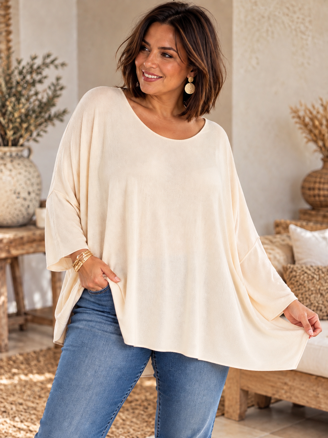 CAPRIO - PULL BLANC CASSE EN MAILLE FLUIDE JUSQU'A LA TAILLE 54