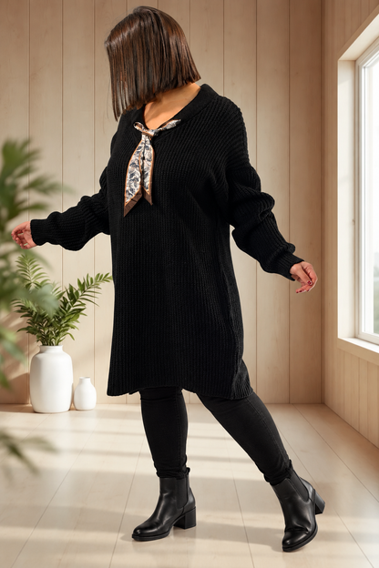 ALEXANDRA - PULL OVERSIZE NOIR AVEC CRAVATE JUSQU'A LA TAILLE 54/56