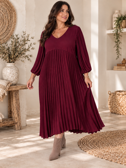 MELODIE - ROBE BORDEAUX PLISSEE JUSQU'A LA TAILLE 56