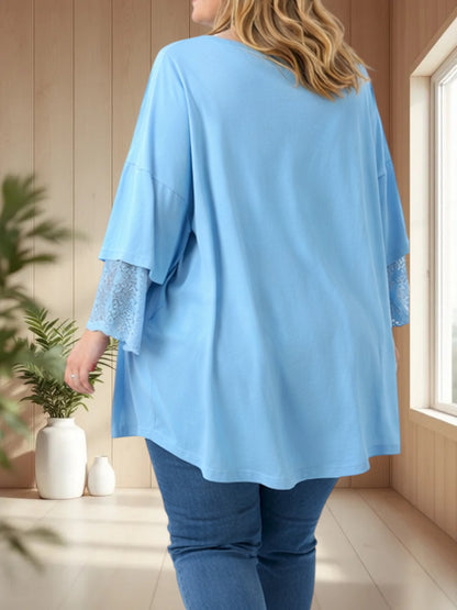AMORE - TEE-SHIRT BLEU CIEL MANCHES EN DENTELLE JUSQU'A LA TAILLE 54
