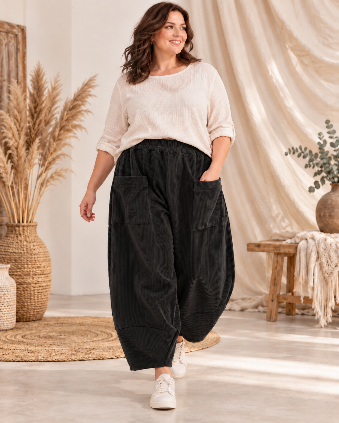 FRANCESCO - PANTALON NOIR EN VELOURS TAILLE 48 A 54