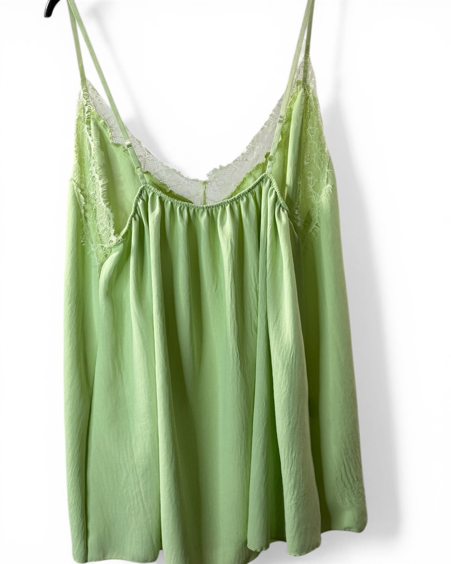 BEST - TOP SOUS VETEMENT VERT ANIS TAILLE 50 A 56
