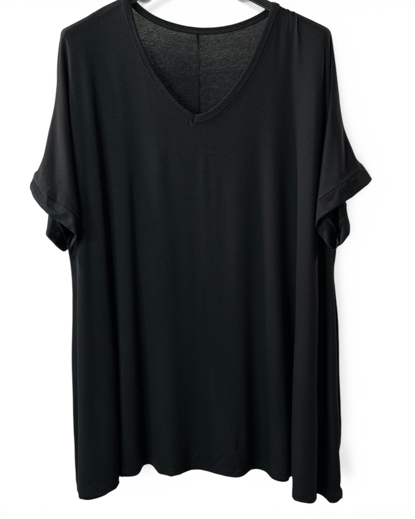 INGRID - T-SHIRT OVERSIZE NOIR JUSQU'A LA TAILLE 48 A 56