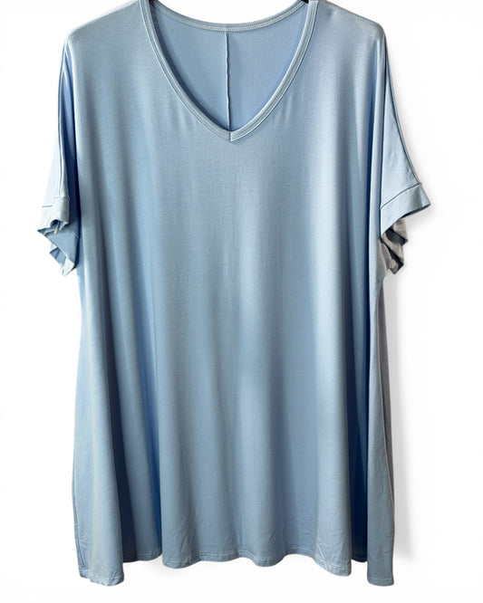 INGRID - T-SHIRT OVERSIZE BLEU CIEL JUSQU'A LA TAILLE 48 A 56