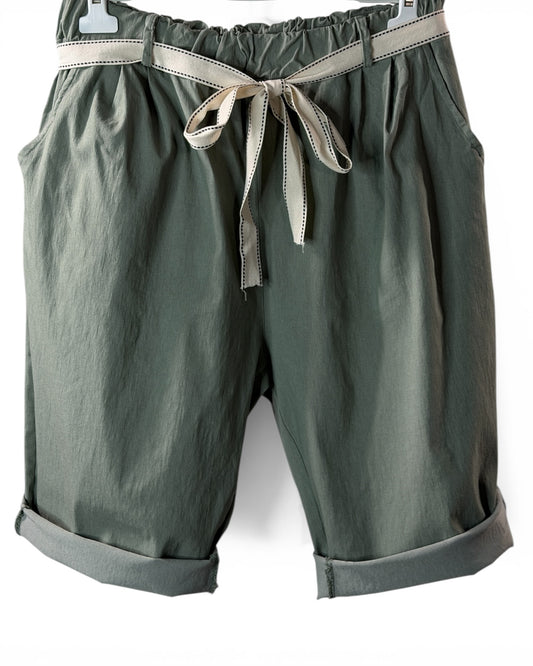 TINO - BERMUDA KAKI JUSQU'A LA TAILLE 52