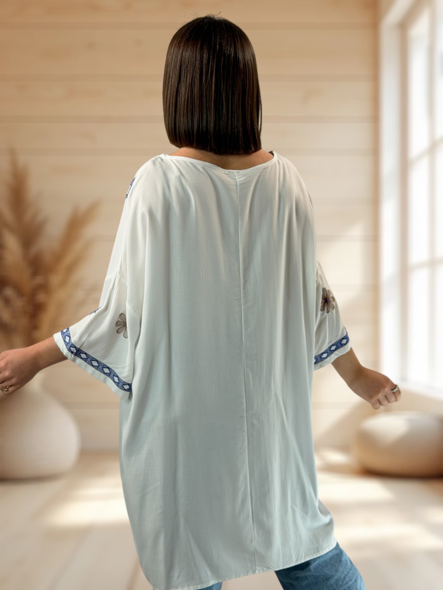 PAOLINA  - TUNIQUE OVERSIZE BRODEE JUSQU'A LA TAILLE 52/54