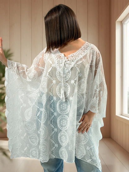 PRISCA  - TUNIQUE OVERSIZE BLANCHE EN DENTELLE JUSQU'A LA TAILLE 60