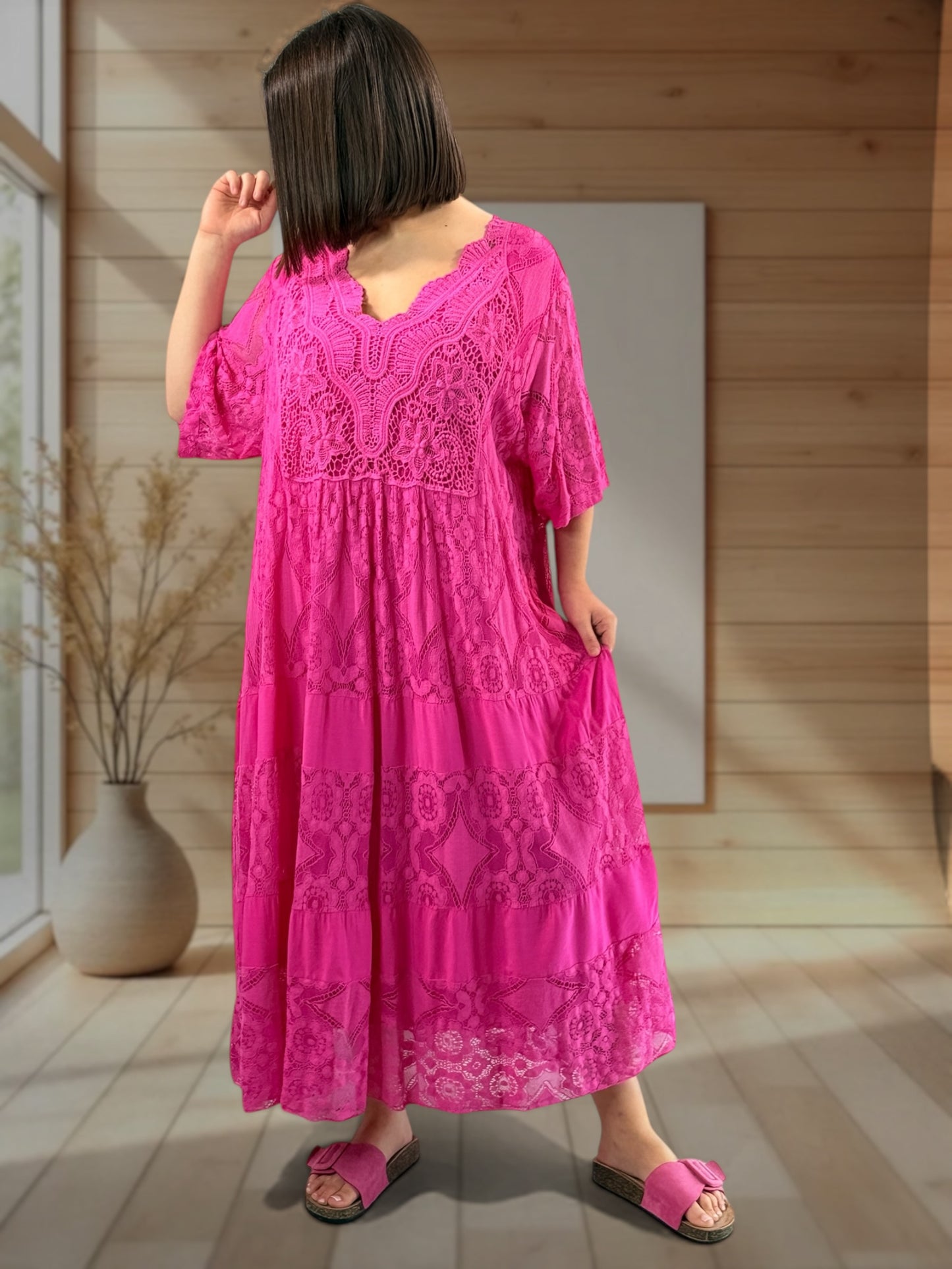LINDA - ROBE LONGUE FUCHSIA EN DENTELLE JUSQU'A LA TAILLE 56