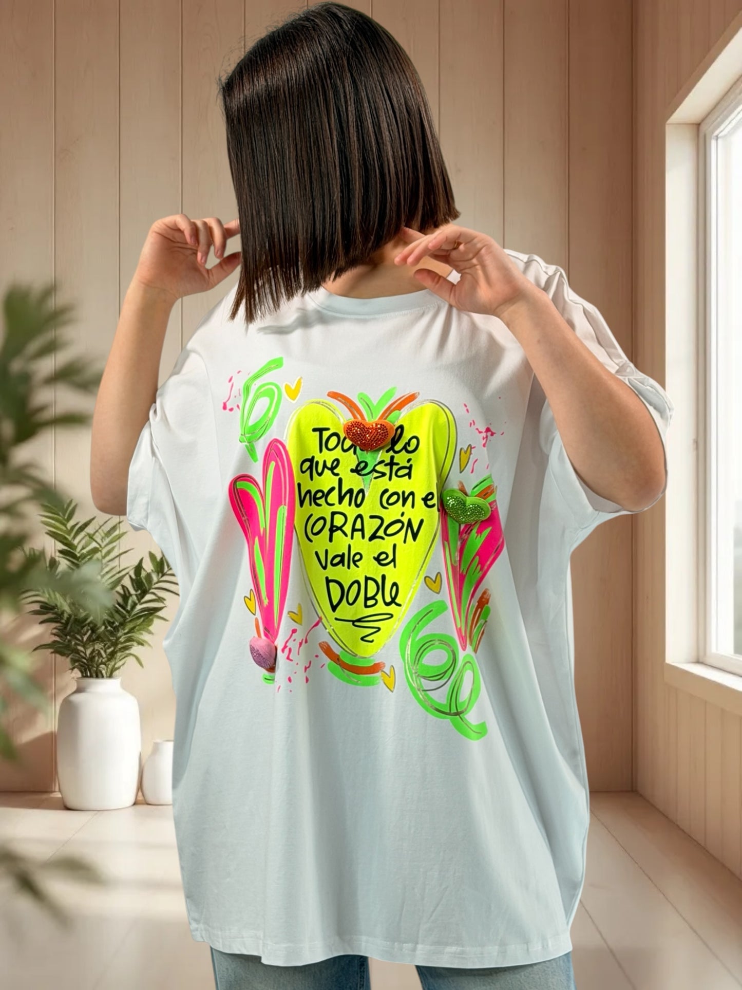 LIVIA - T-SHIRT OVERSIZE BLANC A MOTIF TAILLE 46/48 A 56