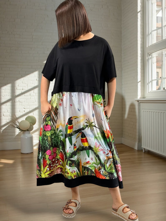 RAFFAELA- ROBE NOIRE A MOTIF JUSQU'A LA TAILLE 50/52