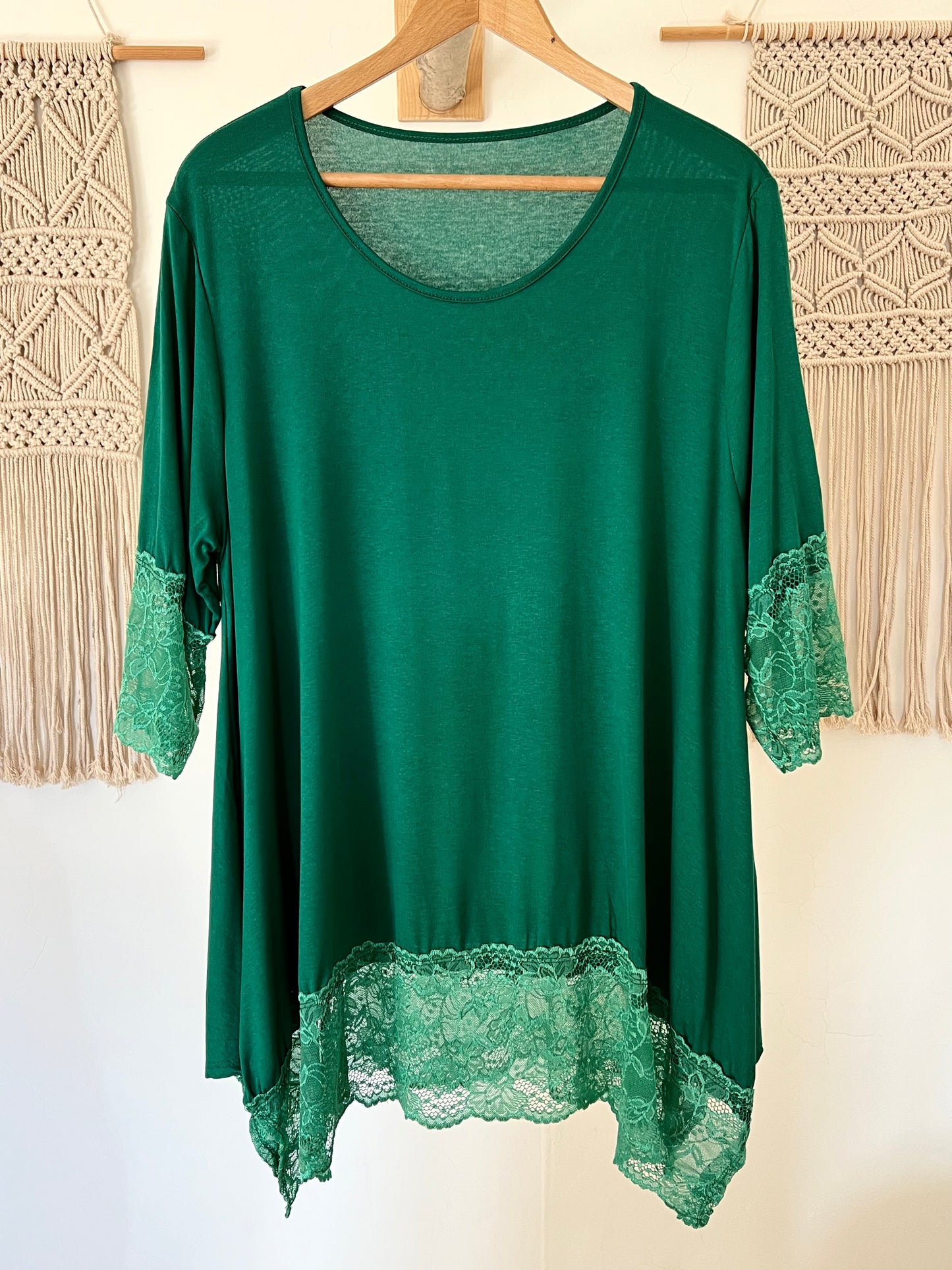 CINDY - TOP VERT MENTHE TAILLE 46 A 56/58