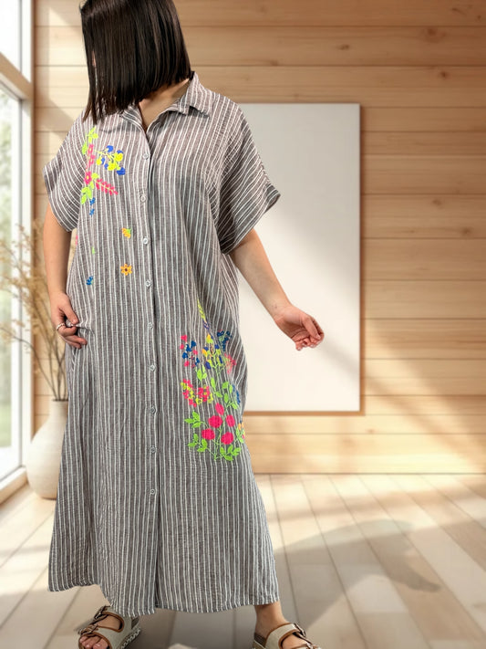 REGINA - ROBE A RAYURE TAUPE JUSQU'A LA TAILLE 50