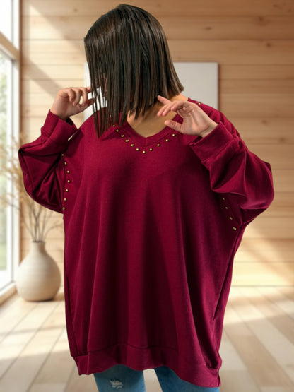 CAMERON - TOP BORDEAUX EN MAILLE AVEC CLOUS JUSQU'A LA TAILLE 54