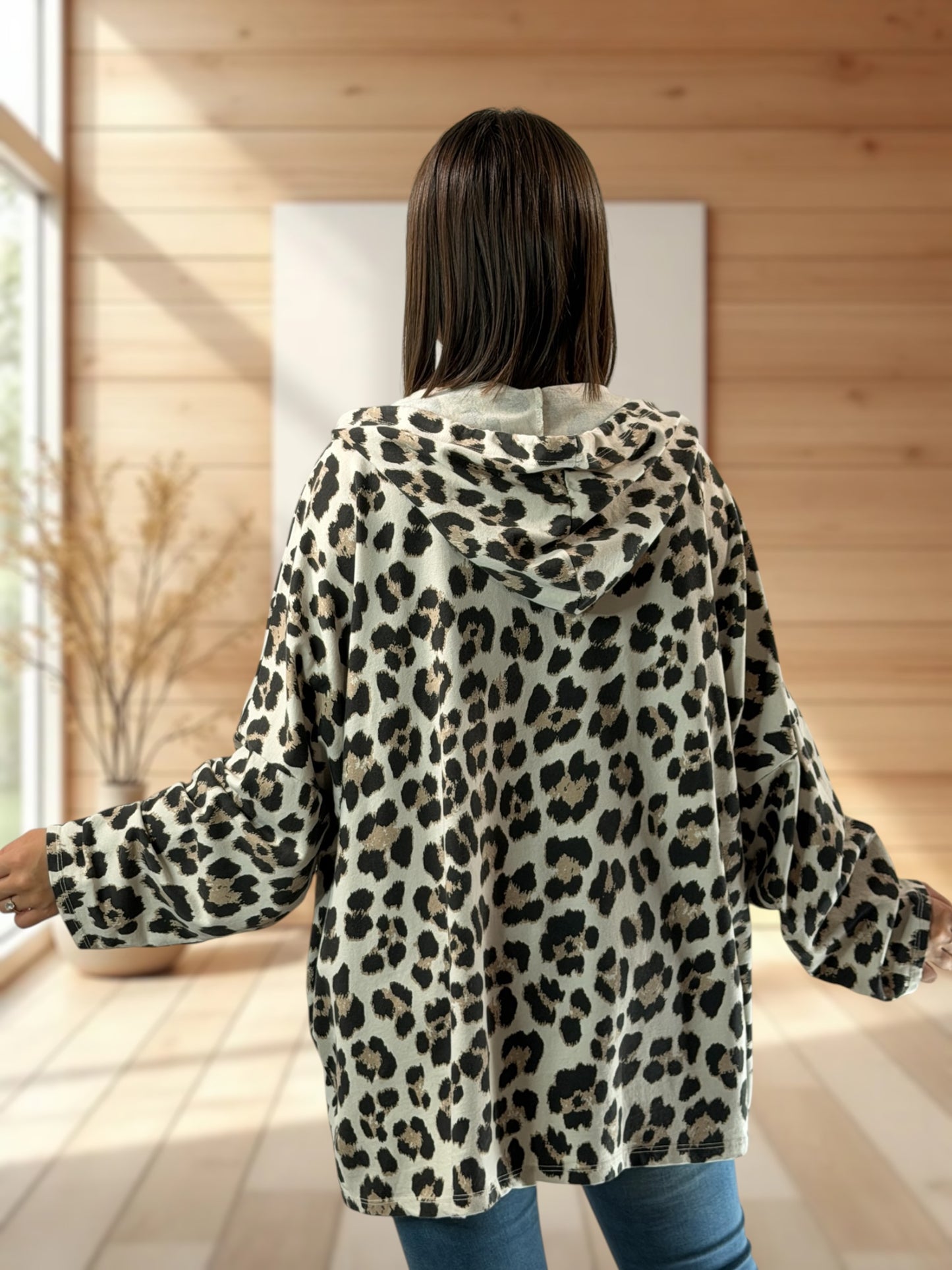 SAUVAGE - SWEAT LEOPARD BEIGE JUSQU'A LA TAILLE 56