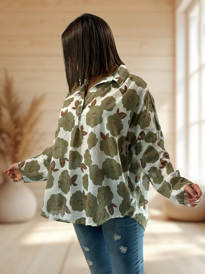 LUCINDA - BLOUSE A MOTIF KAKI JUSQU'A LA TAILLE 50