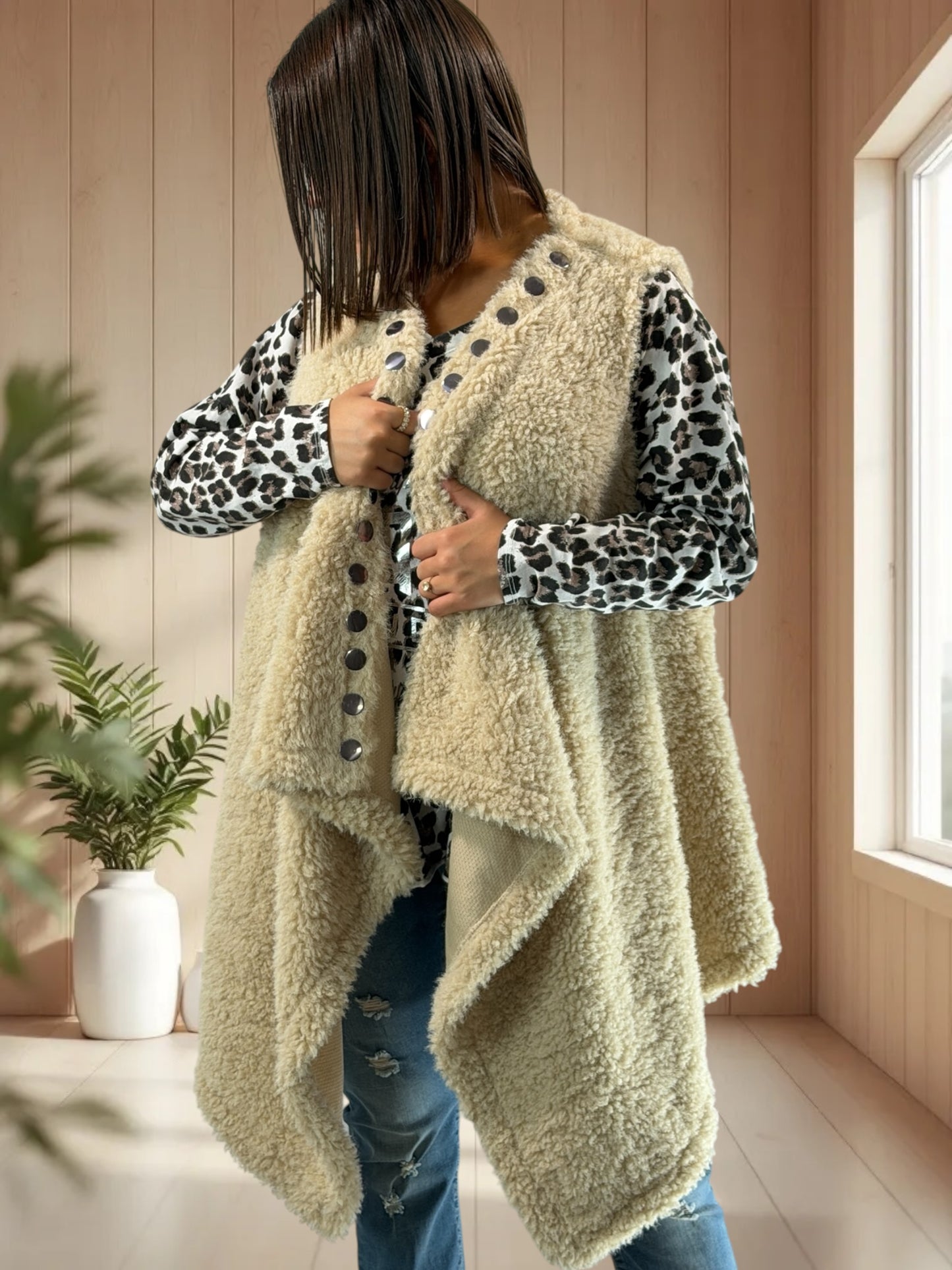 DOUDOU - GILET BEIGE EN MOUMOUTE JUSQU'A LA TAILLE 52/54