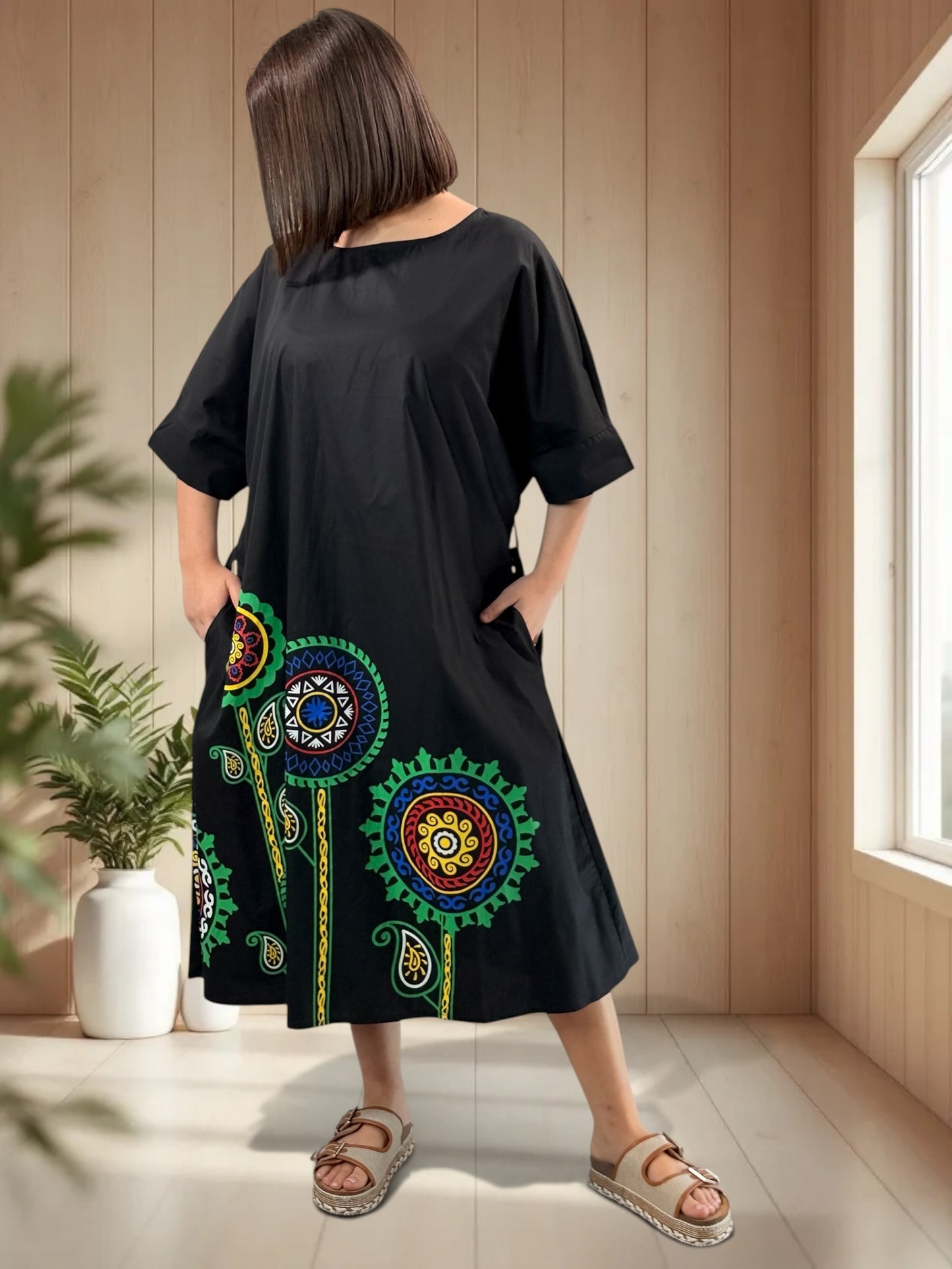 VERONICA - ROBE NOIRE A MOTIF JUSQU'A LA TAILLE 52