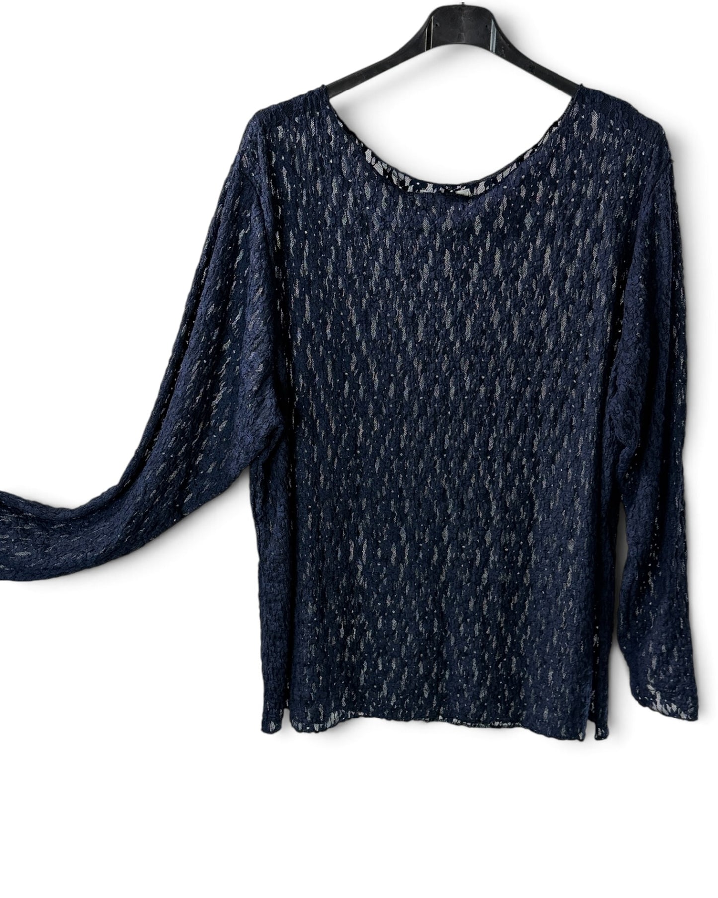 LUCYLOU - TOP EN DENTELLE MARINE TAILLE 46/48 A 56