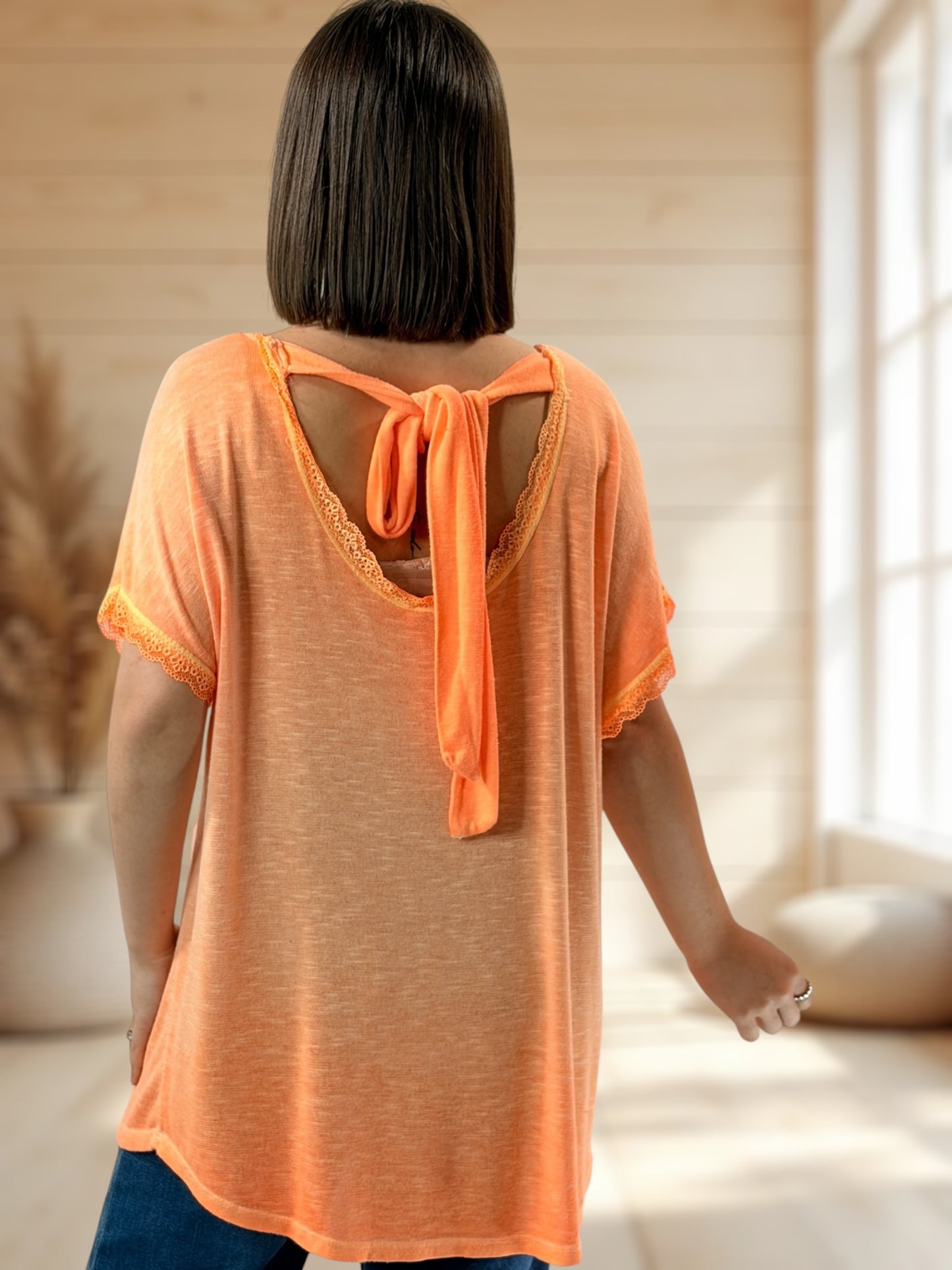 AMELIE - T-SHIRT ORANGE EN VISCOSE NOEUD AU DOS JUSQU'A LA TAILLE 52