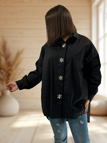SUNDAY - CHEMISE OVERSIZE NOIRE AVEC STRASS JUSQU'A LA TAILLE 52/54