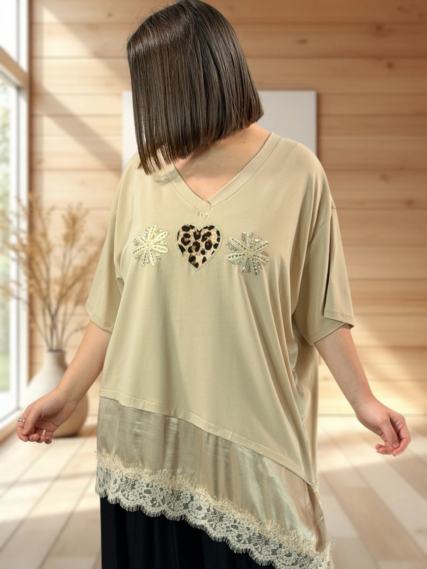 ANOUSHKA - TOP OVERSIZE BEIGE JUSQU'A LA TAILLE 52