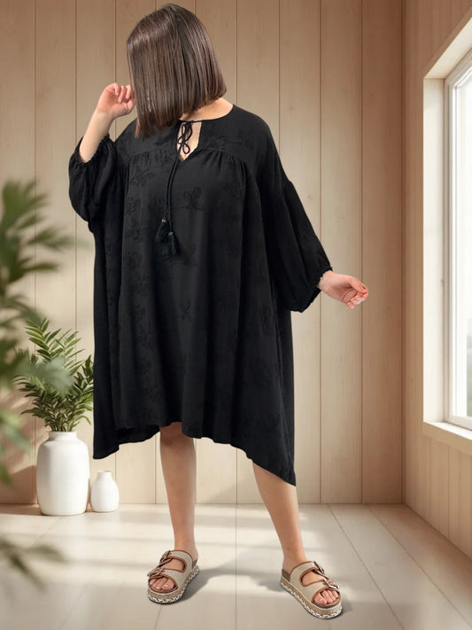 NATHY - ROBE NOIRE BRODEE JUSQU'A LA TAILLE 56