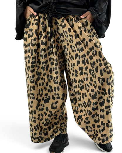 ZANZIBAR - PANTALON LEOPARD CAMEL EN VELOURS MILLERAIE TAILLE 48 A 54