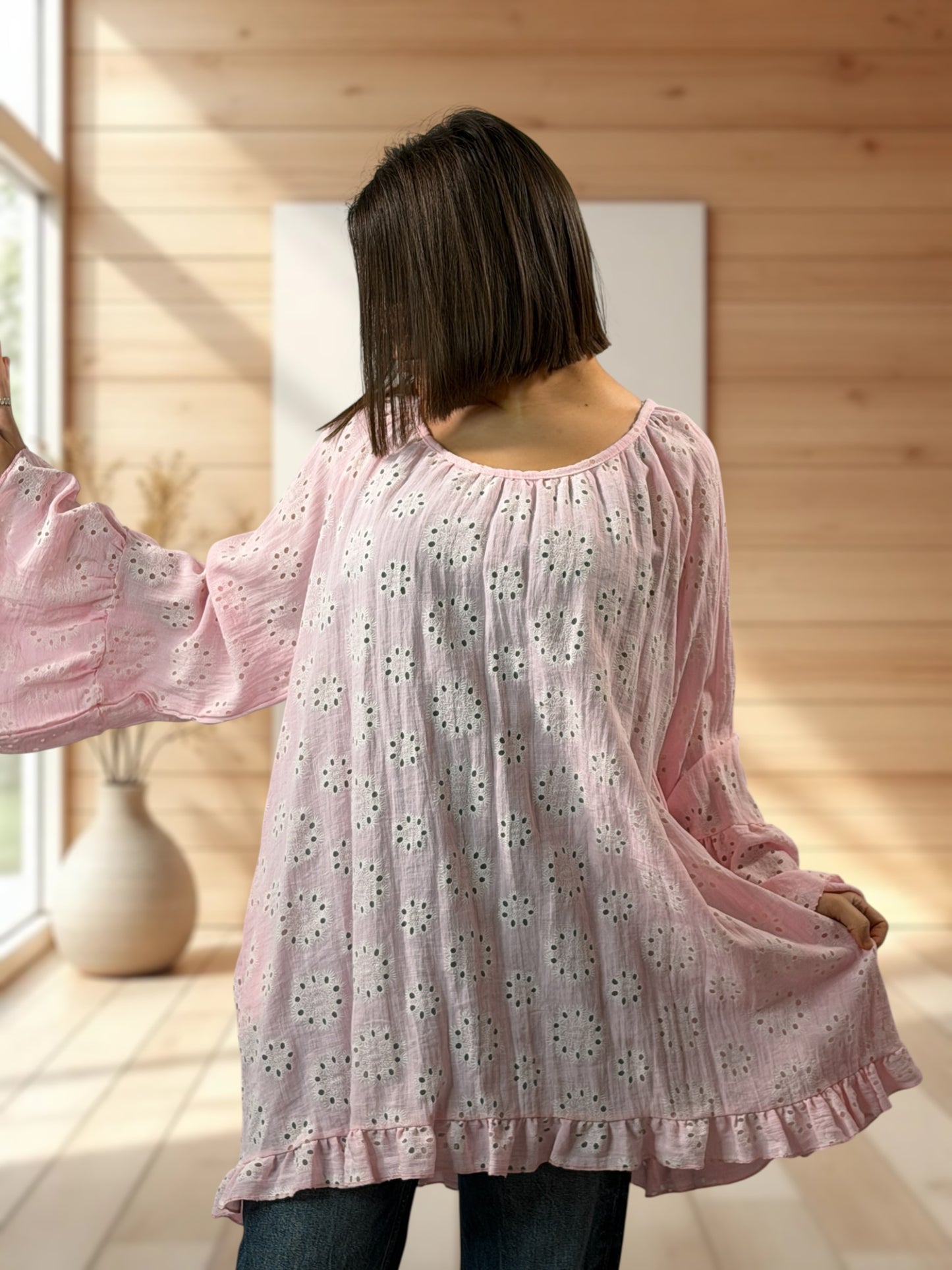 PENELOPE  - TUNIQUE ROSE EN BRODERIE ANGLAISE JUSQU'A LA TAILLE 56