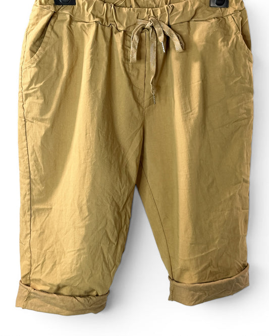 SACHA - BERMUDA CAMEL JUSQU'A LA TAILLE 50/52