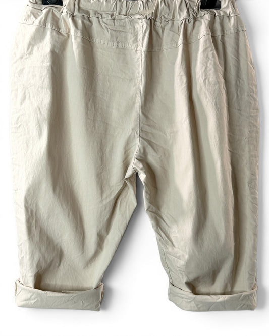 SACHA - BERMUDA BEIGE JUSQU'A LA TAILLE 50/52