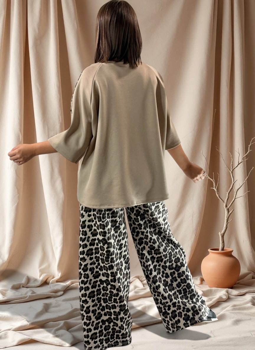 ICONIC - TOP BEIGE JUSQU'A LA TAILLE 52