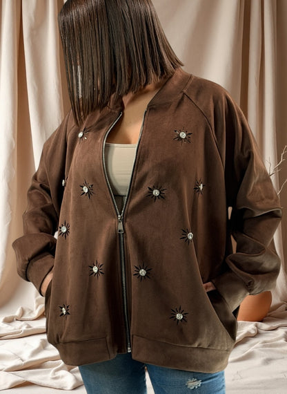 ANASTATIA - VESTE MARRON EFFET DAIM AVEC STRASS JUSQU'A LA TAILLE 52/54