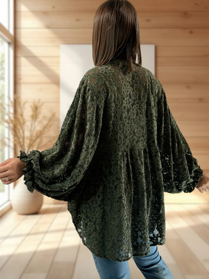 MIRELLA - BLOUSE KAKI EN DENTELLE JUSQU'A LA TAILLE 52/54