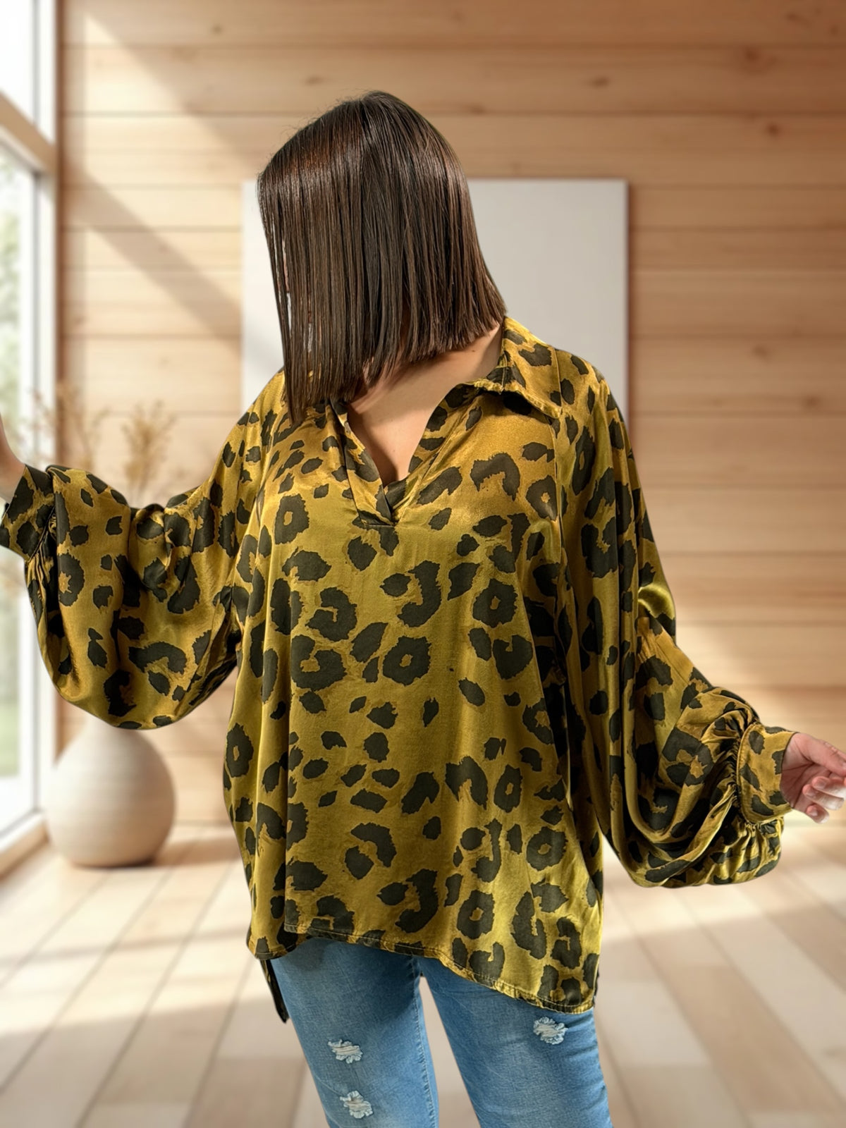 ANGELICA - BLOUSE LEOPARD MORDORE JUSQU'A LA TAILLE 52/54