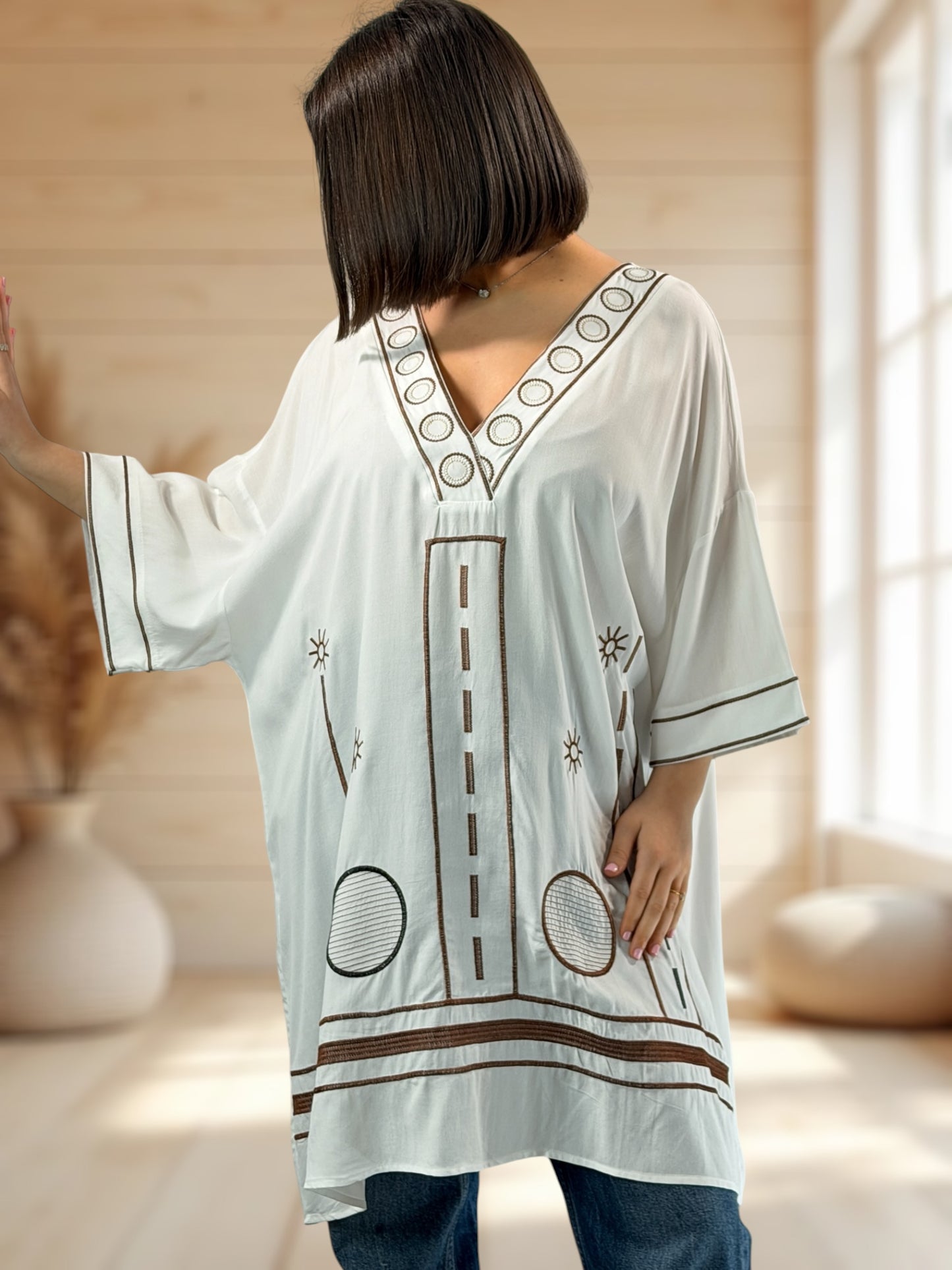 MARIETTA  - TUNIQUE OVERSIZE BRODEE JUSQU'A LA TAILLE 52/54