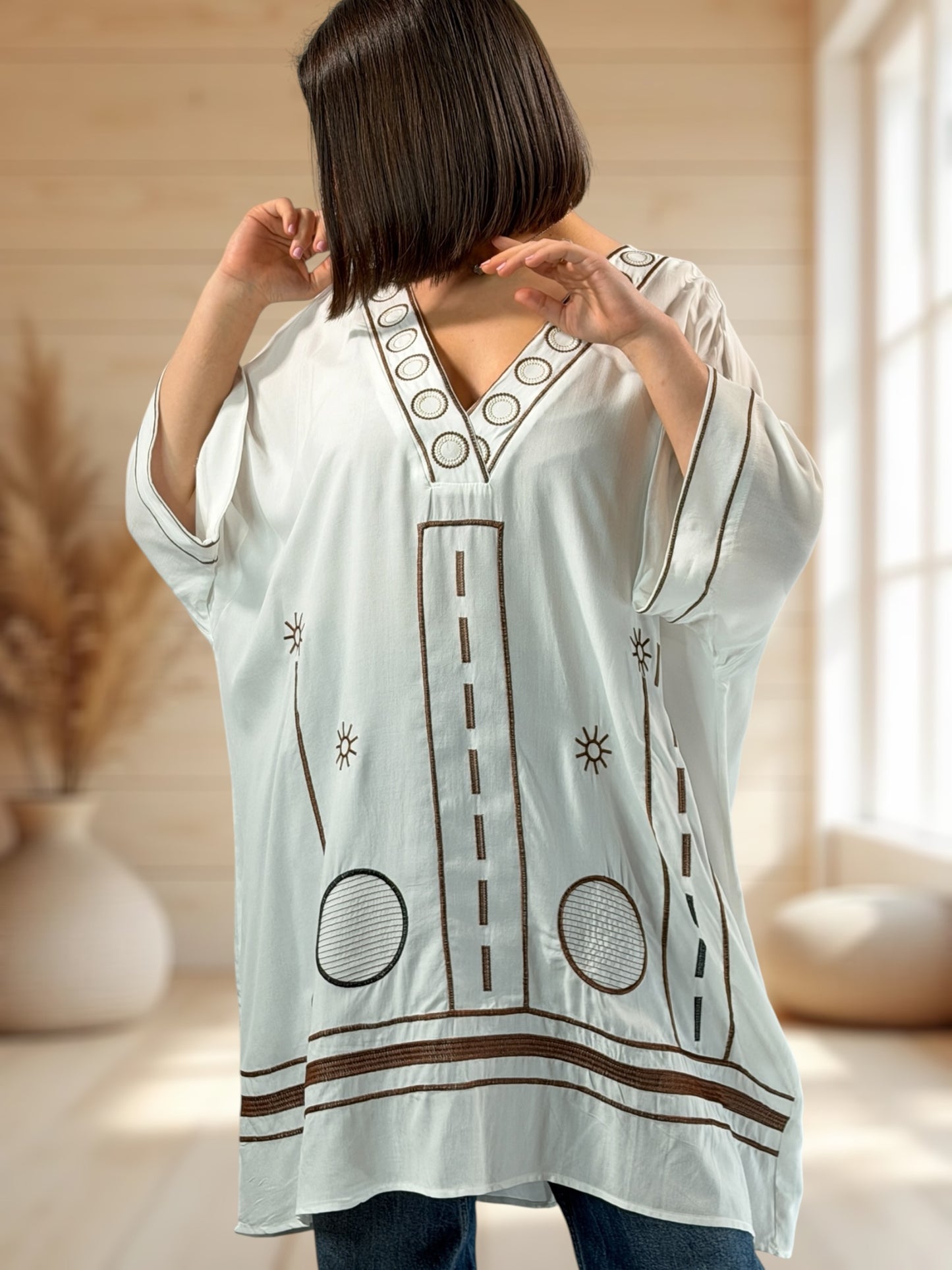 MARIETTA  - TUNIQUE OVERSIZE BRODEE JUSQU'A LA TAILLE 52/54