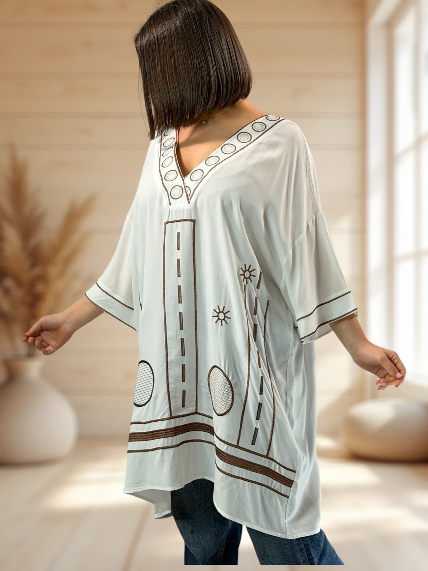 MARIETTA  - TUNIQUE OVERSIZE BRODEE JUSQU'A LA TAILLE 52/54