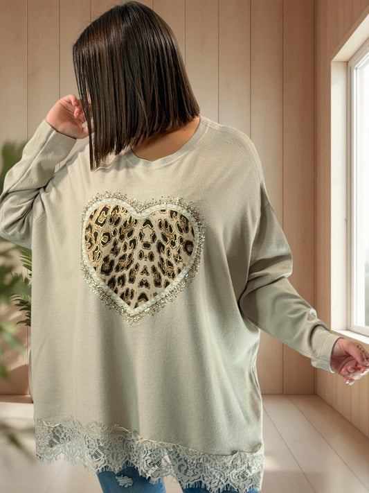 EVITA - PULL BEIGE EN MAILLE AVEC COEUR LEOPARD JUSQU'A LA TAILLE 54