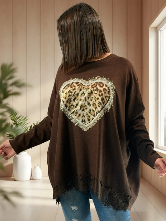 EVITA - PULL MARRON EN MAILLE AVEC COEUR LEOPARD JUSQU'A LA TAILLE 54