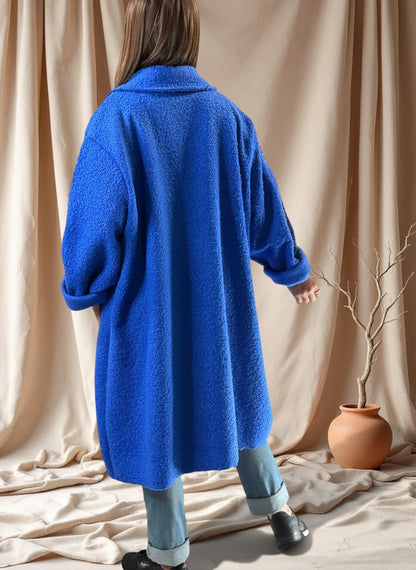 CLARICE - MANTEAU BLEU A BOUCLETTE JUSQU'A LA TAILLE 48/50 A 56