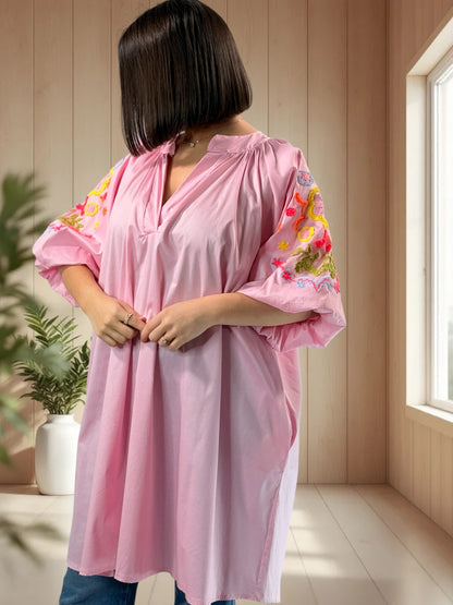 MADO - TUNIQUE ROSE OVERSIZE MANCHES BRODEES JUSQU'A LA TAILLE 56