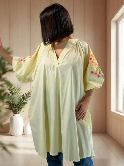 MADO - TUNIQUE JAUNE OVERSIZE MANCHES BRODEES JUSQU'A LA TAILLE 56