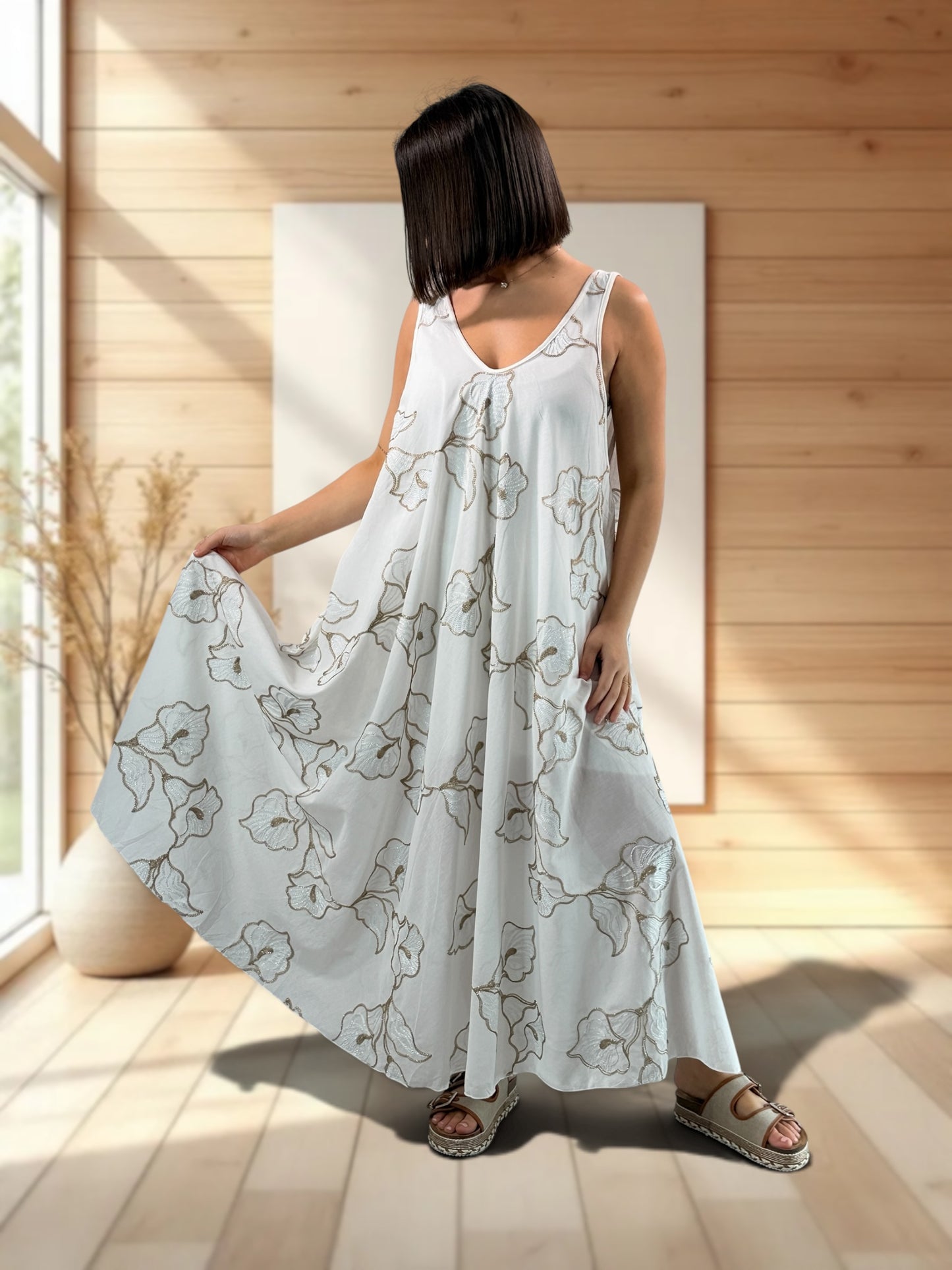 CANDICE - ROBE AMPLE BRODEE JUSQU'A LA TAILLE 52
