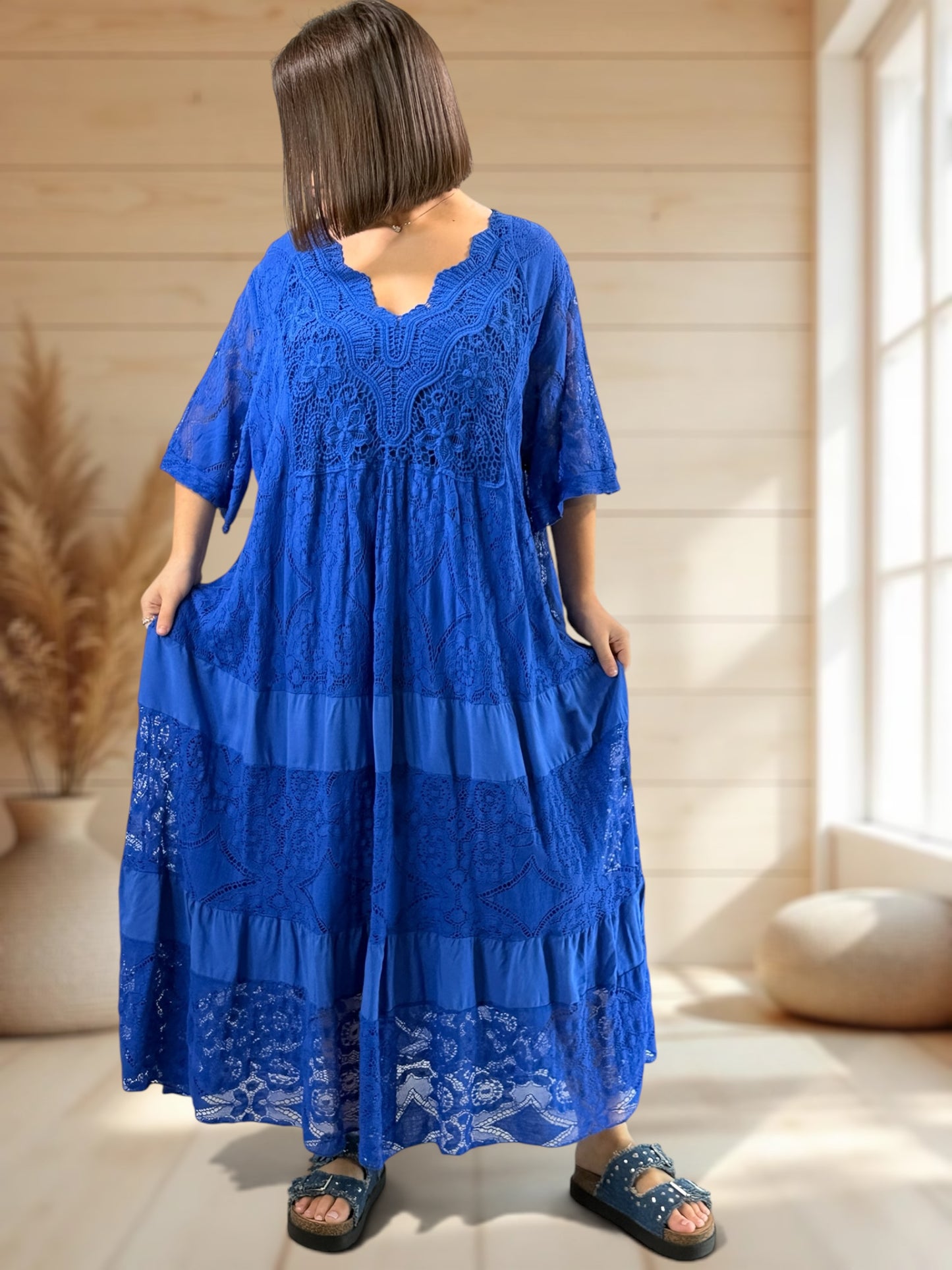 LINDA - ROBE LONGUE BLEUE IMPERIAL EN DENTELLE JUSQU'A LA TAILLE 56